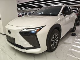 雷克萨斯RZ 2023款 450e 四驱纵享版