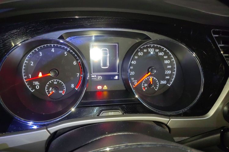 大众 2018款 途安L 280TSI DSG拓界版 7座 国VI中控内饰14