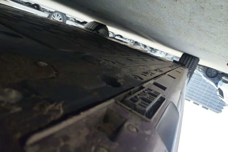 鸿蒙智行 享界S9 2025款 增程 Max+局部细节9001