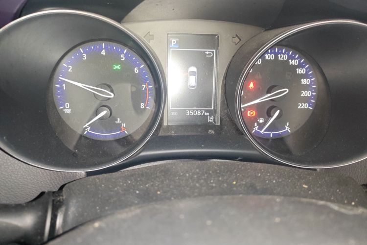 丰田C-HR 2018款 2.0L 领先天窗版 国VI中控内饰15