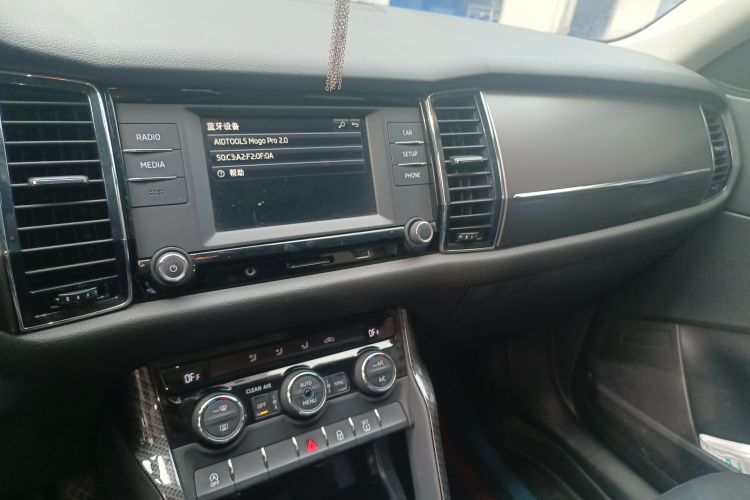 斯柯达 柯迪亚克 2017款 TSI330 5座两驱豪华版中控内饰16