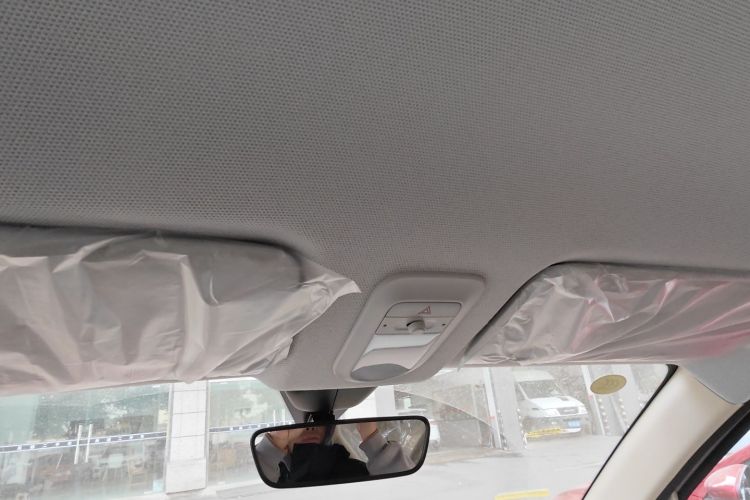 五菱汽车 宏光MINIEV 2025款 四门版 进阶款中控内饰22