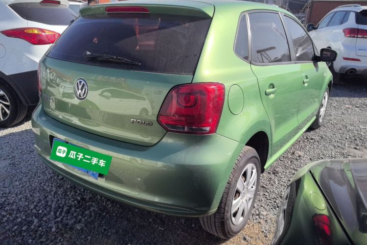 大众 Polo 2013款 1.4L 手动风尚版车身外观7