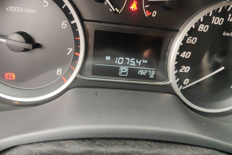 日产 轩逸 2022款 经典 1.6XE CVT舒适版中控内饰15