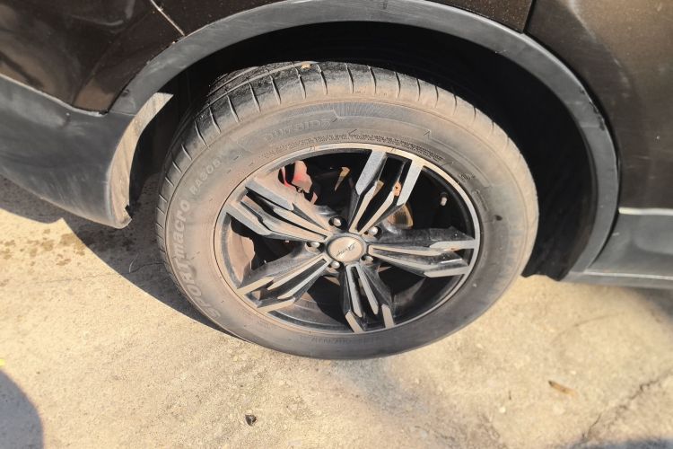 众泰 大迈X5 2017款 升级版 1.5T CVT知县型车身外观6008