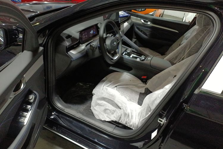 吉利汽车 星瑞 2026款 东方曜 1.5TD 昆仑版中控内饰7003