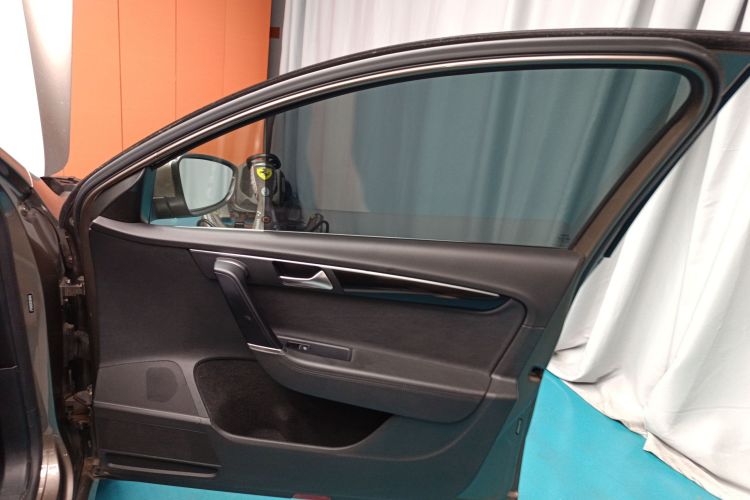 大众 迈腾 2015款 2.0TSI 豪华型中控内饰7005