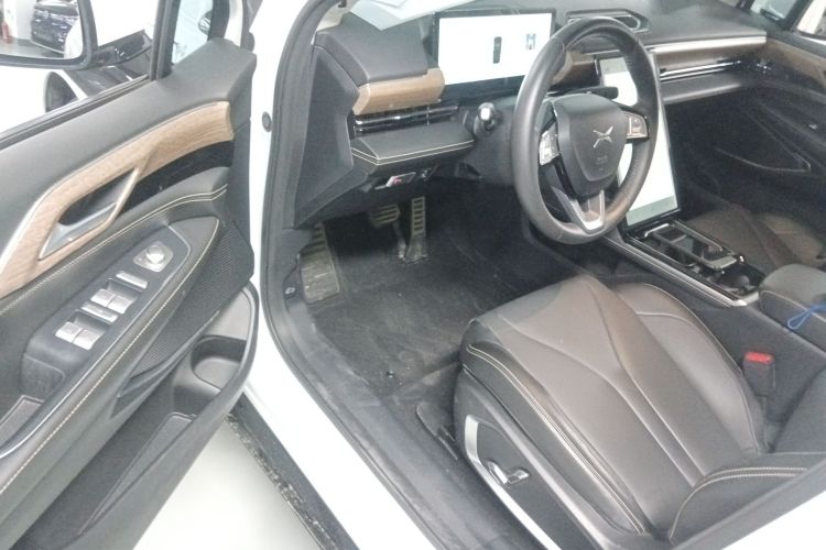 小鹏P5 2021款 460E+中控内饰7003