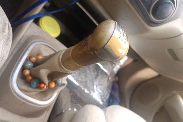 日产 轩逸 2016款 经典 1.6XE 手动舒适版中控内饰18