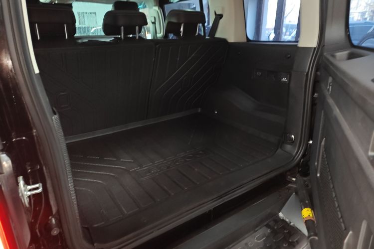 坦克300 2021款 越野版 2.0T 征服者机舱底盘23