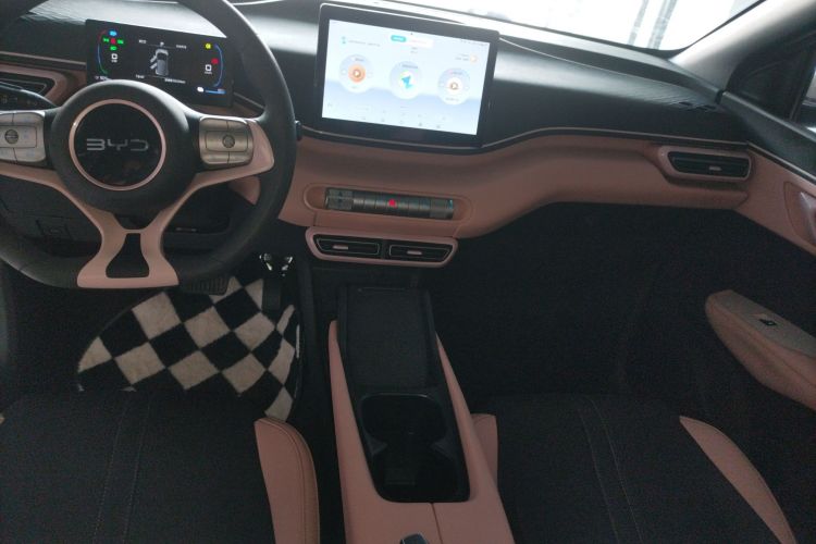 比亚迪 海鸥 2025款 305km 活力版中控内饰16