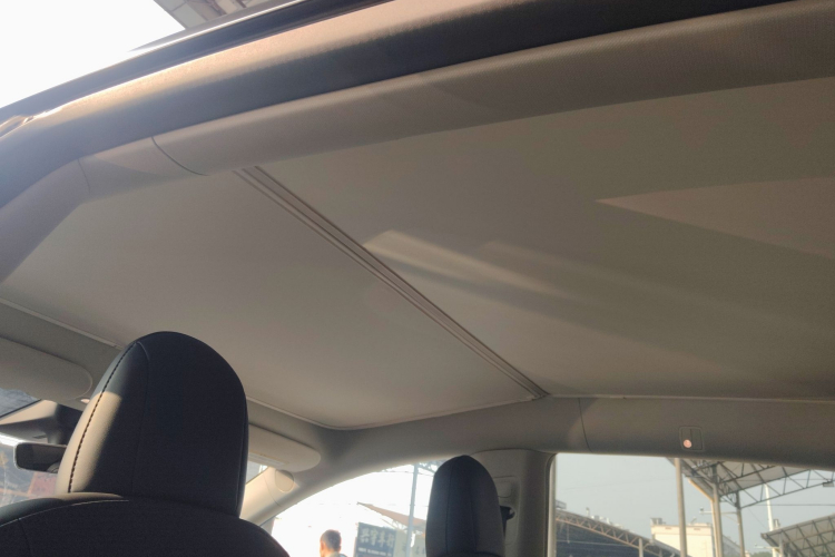 特斯拉 Model Y 2022款 后轮驱动版中控内饰22