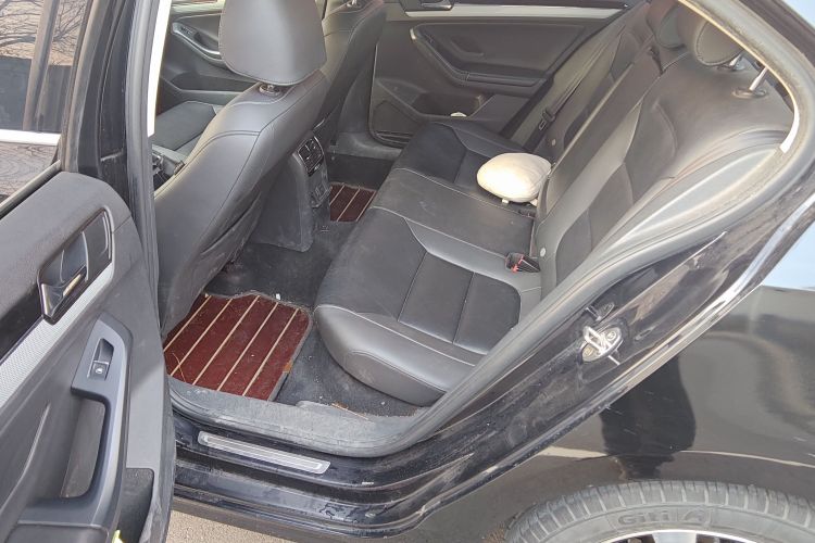 大众 速腾 2017款 1.6L 手动舒适型中控内饰21