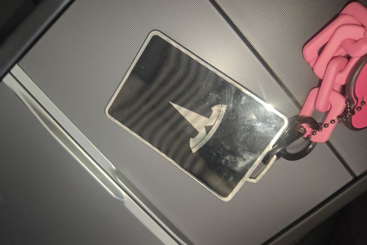 特斯拉 Model 3 2025款 后轮驱动版中控内饰7001