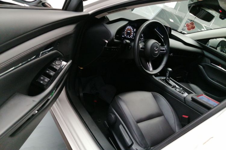 马自达3 昂克赛拉 2022款 2.0L 自动质雅版中控内饰7003