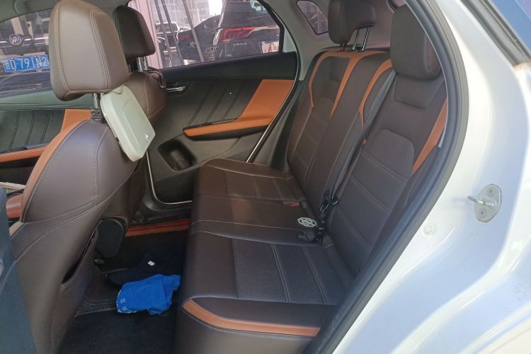 比亚迪e2 2020款 升级版 高续航版 豪华型中控内饰7004