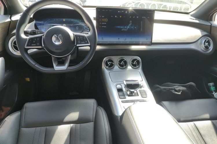 腾势X 2020款 PHEV经典版中控内饰12