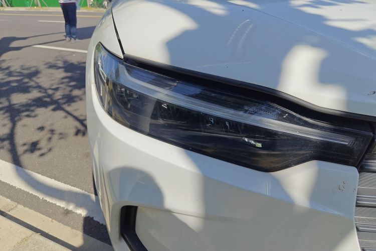 本田HR-V 2023款 240TURBO 劲潮版车身外观6006