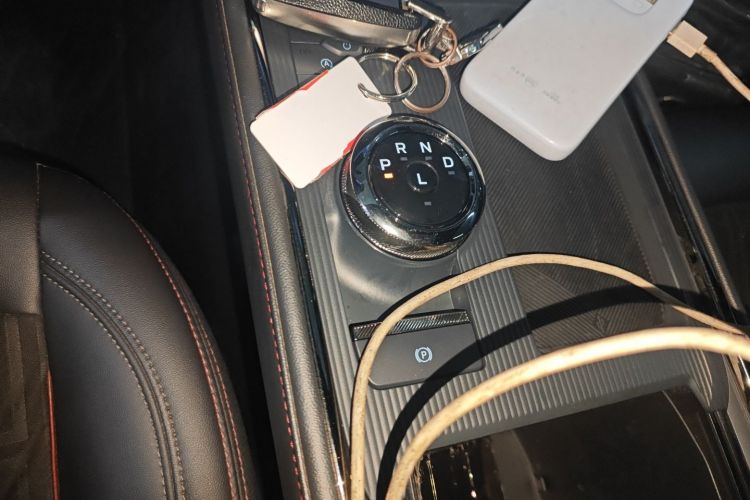 福特 蒙迪欧 2023款 EcoBoost 180 舒雅型中控内饰18