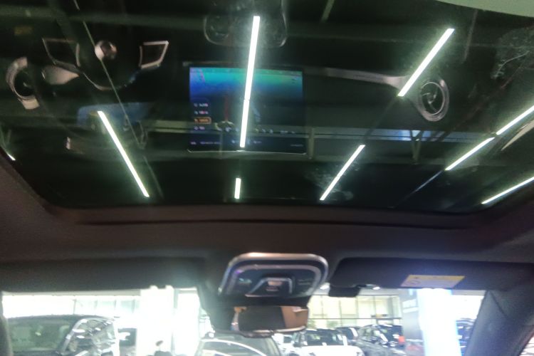 腾势X 2020款 PHEV运动版中控内饰22