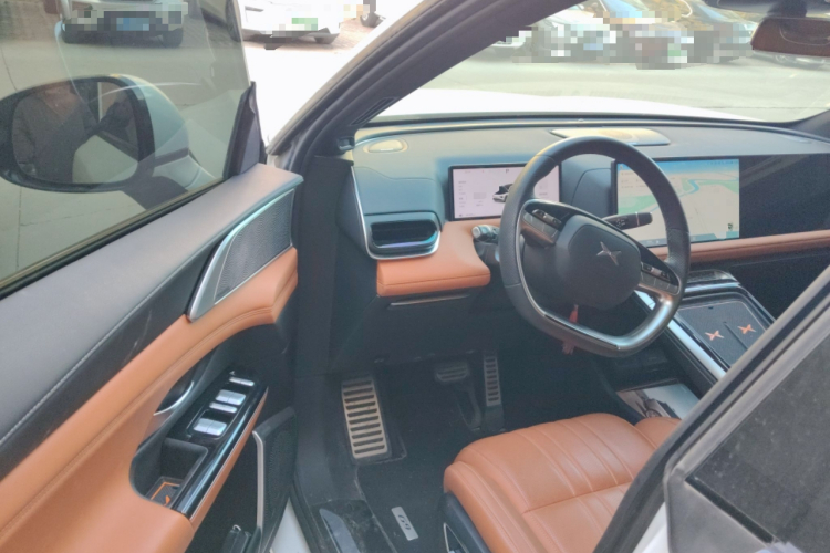 小鹏G9 2022款 650 性能版Pro中控内饰7003