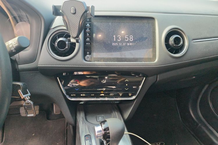 本田XR-V 2021款 220TURBO CVT舒适版中控内饰16