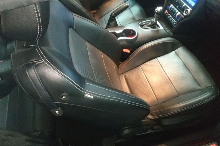 福特 Mustang 2021款 2.3T EcoBoost中控内饰41