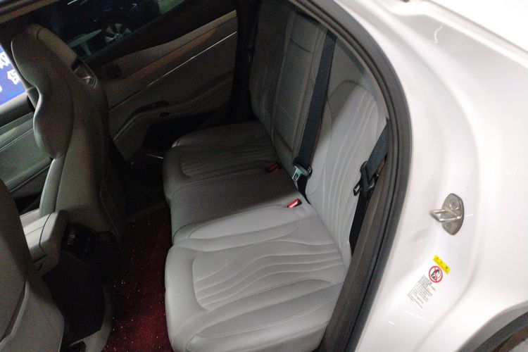 腾势N7 2023款 长续航性能版中控内饰7004