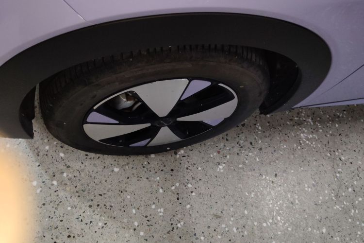 比亚迪 海豚 2023款 420km 时尚版车身外观35