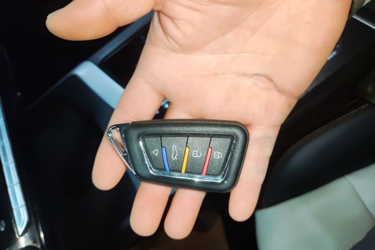 哈弗赤兔 2021款 激擎版 1.5T 白银兔中控内饰7001