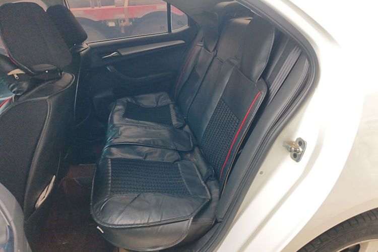 荣威360 2018款 PLUS 1.5L 手动豪华版中控内饰21