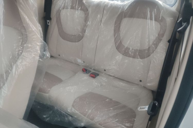 五菱汽车 宏光MINIEV 2024款 第三代 215km 青春版中控内饰21