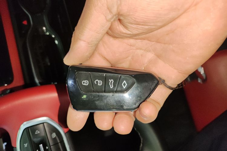 吉利汽车 吉利icon 2020款 1.5TD i9 BSG中控内饰11