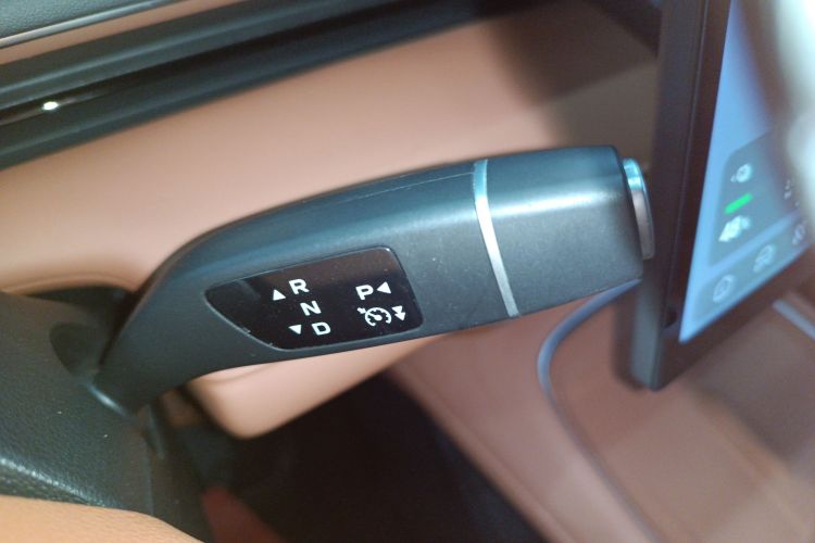 深蓝汽车 深蓝S07 2023款 520Max纯电版中控内饰18