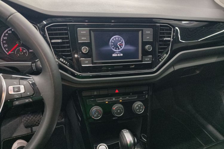 大众 T-ROC探歌 2018款 280TSI DSG两驱舒适型 国V局部细节16