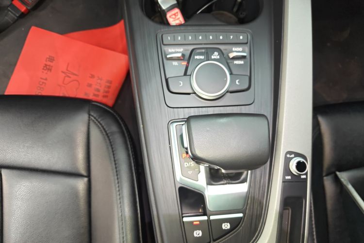 奥迪A4L 2019款 40 TFSI 进取型 国VI局部细节18