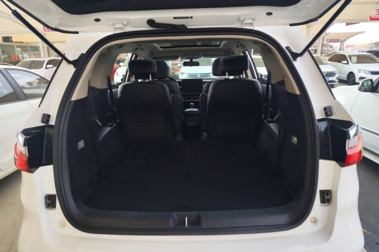 比亚迪 宋MAX 2019款 1.5T 自动智联睿进型 6座 国VI局部细节23