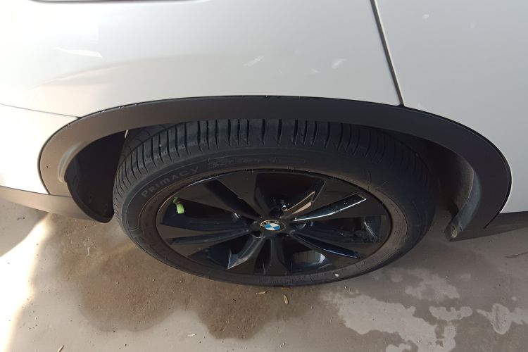 宝马X1 2020款 sDrive20Li 时尚型车身外观6008