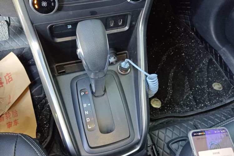 福特 翼搏 2018款 改款 1.5L 自动铂翼型中控内饰18