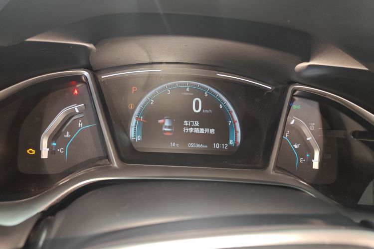 本田 思域 2016款 220TURBO CVT尊贵版中控内饰14