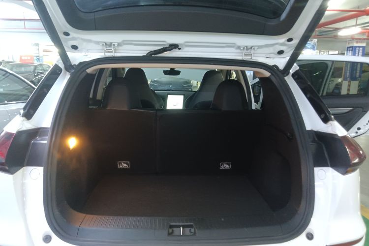 小鹏G3 2022款 G3i 460G+机舱底盘23