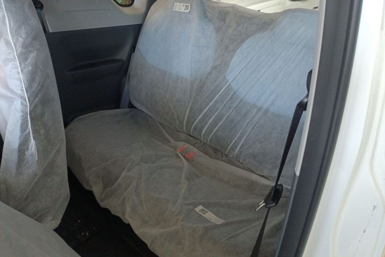 吉利银河 2024款 熊猫mini 200km 耐力熊中控内饰21