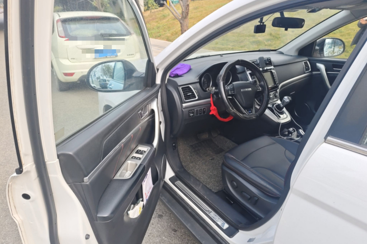 哈弗H6 2017款 蓝标 运动版 1.5T 自动两驱豪华型中控内饰20