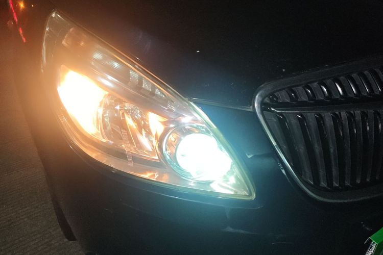 别克GL8 2017款 25S 豪华型 国V车身外观8