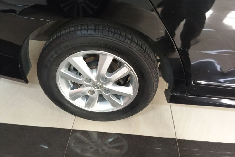 日产 轩逸 2018款 经典 1.6XE+ CVT领先版车身外观6003