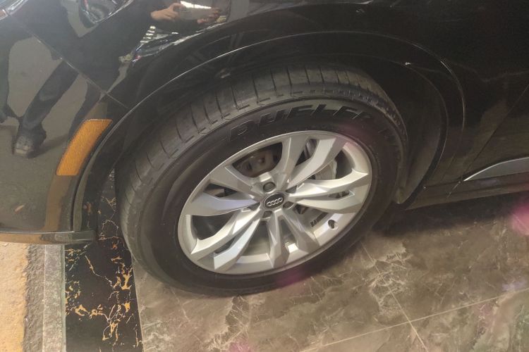 奥迪Q7（平行进口） 车身外观6007