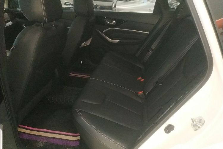 启辰D60 2023款 PLUS 1.6L XL CVT悦领版中控内饰7004