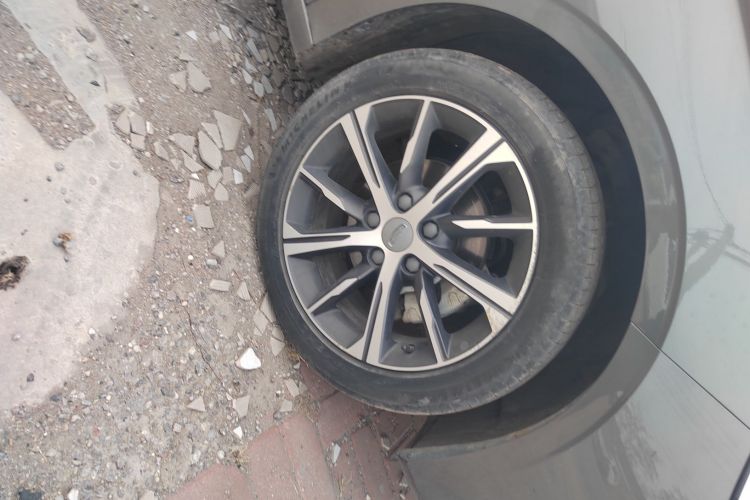 吉利汽车 帝豪 2022款 第4代 1.5L CVT尊贵型车身外观6007