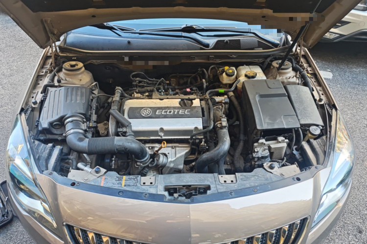 别克 君威 2015款 1.6T 精英技术型局部细节24