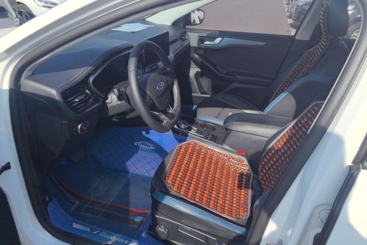 福特 福克斯 2021款 猎装版 EcoBoost 180 自动猎潮型局部细节19
